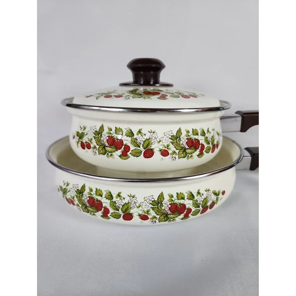 VTG Sheffield Strawberries n Cream Enamel Skillets Fry Pan Set 8